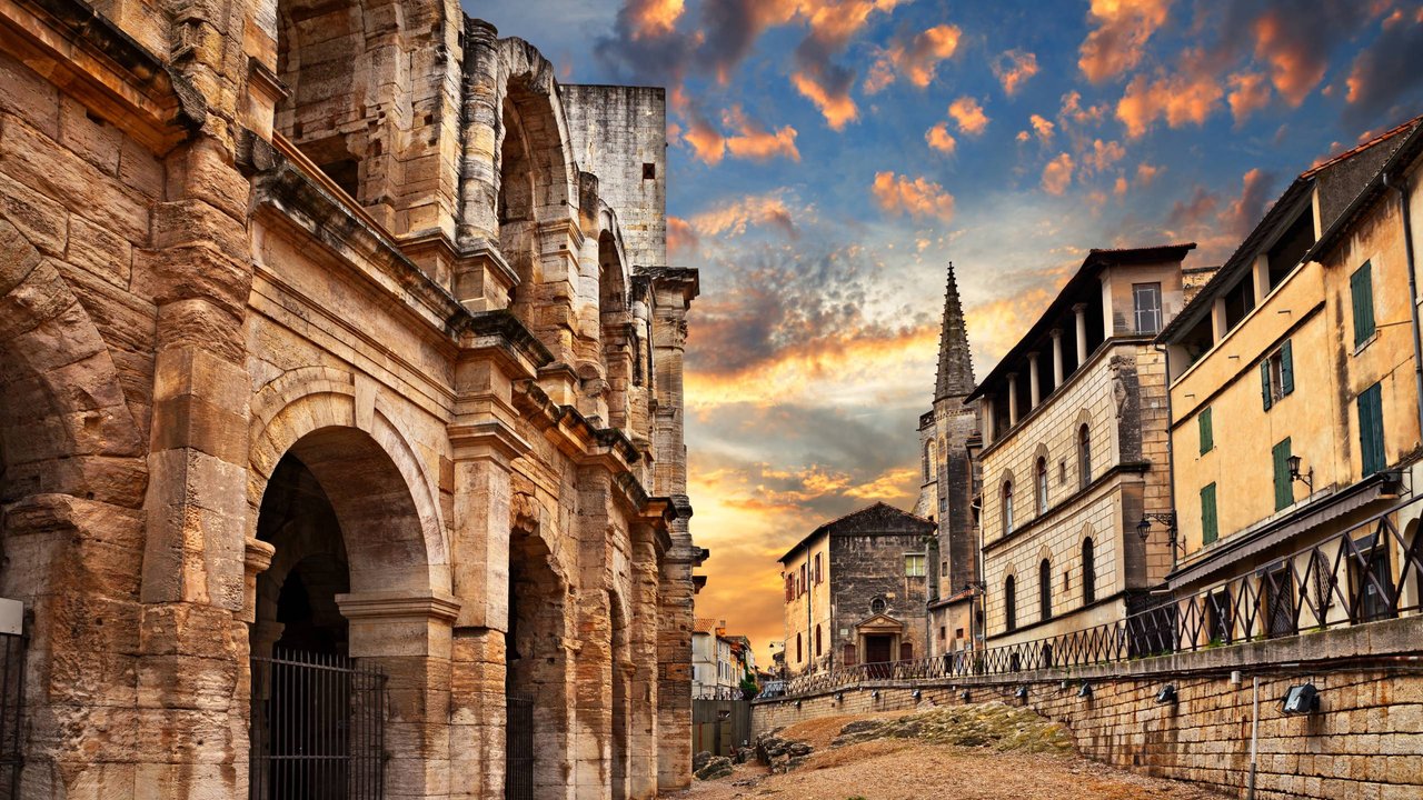 Arles Arles